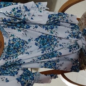 Gorgeous like NEW Scoop neck blouse